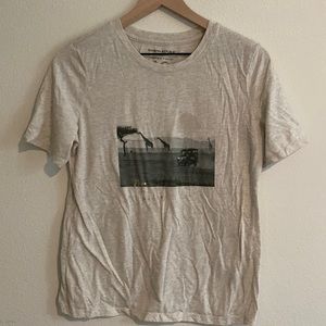 Banana Republic Graphic Tee